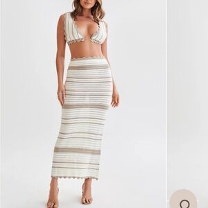 JADIA
Contrast Crochet Fishtail Maxi Skirt - Taupe/White size small. Worn once